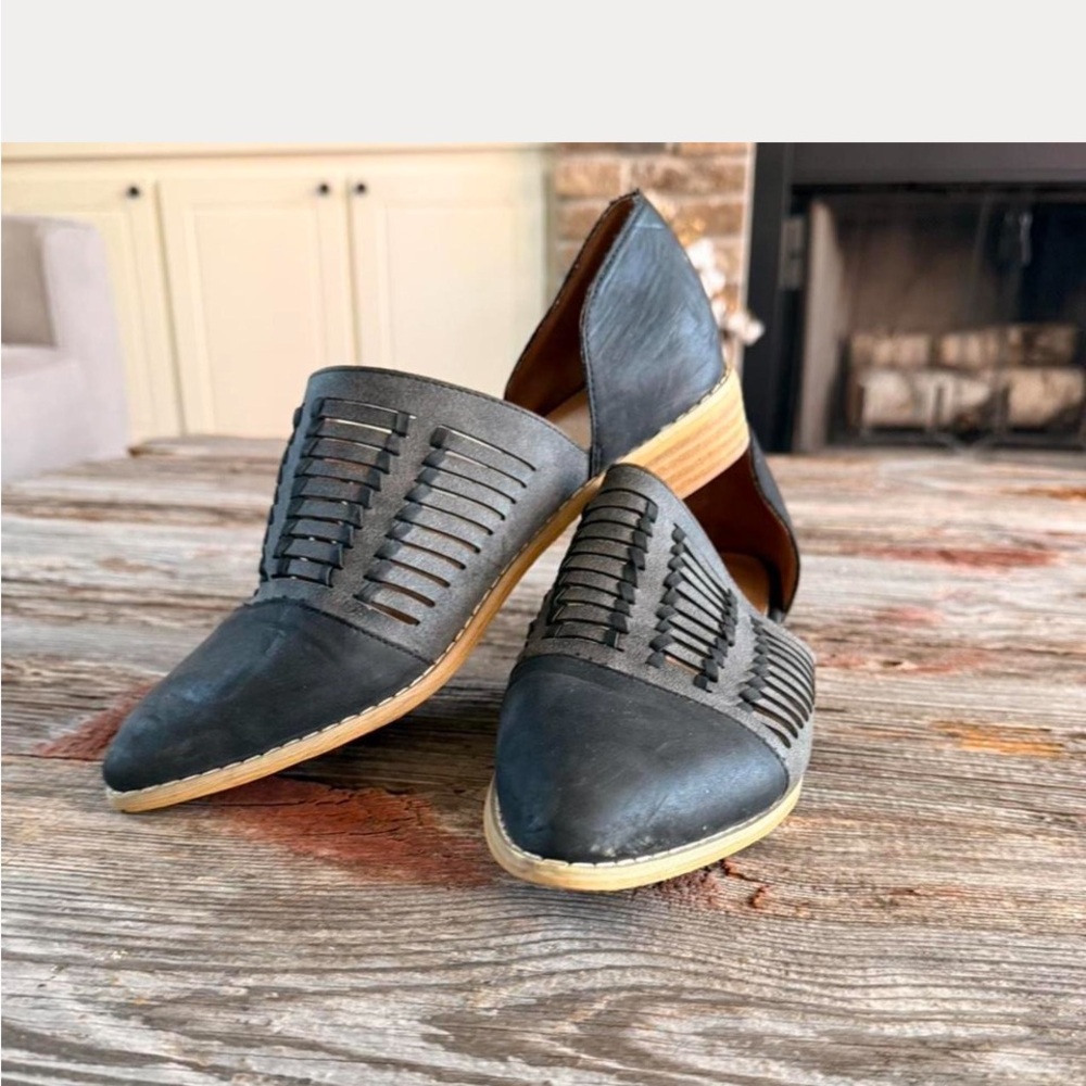 Stylish Black Women's Shoes